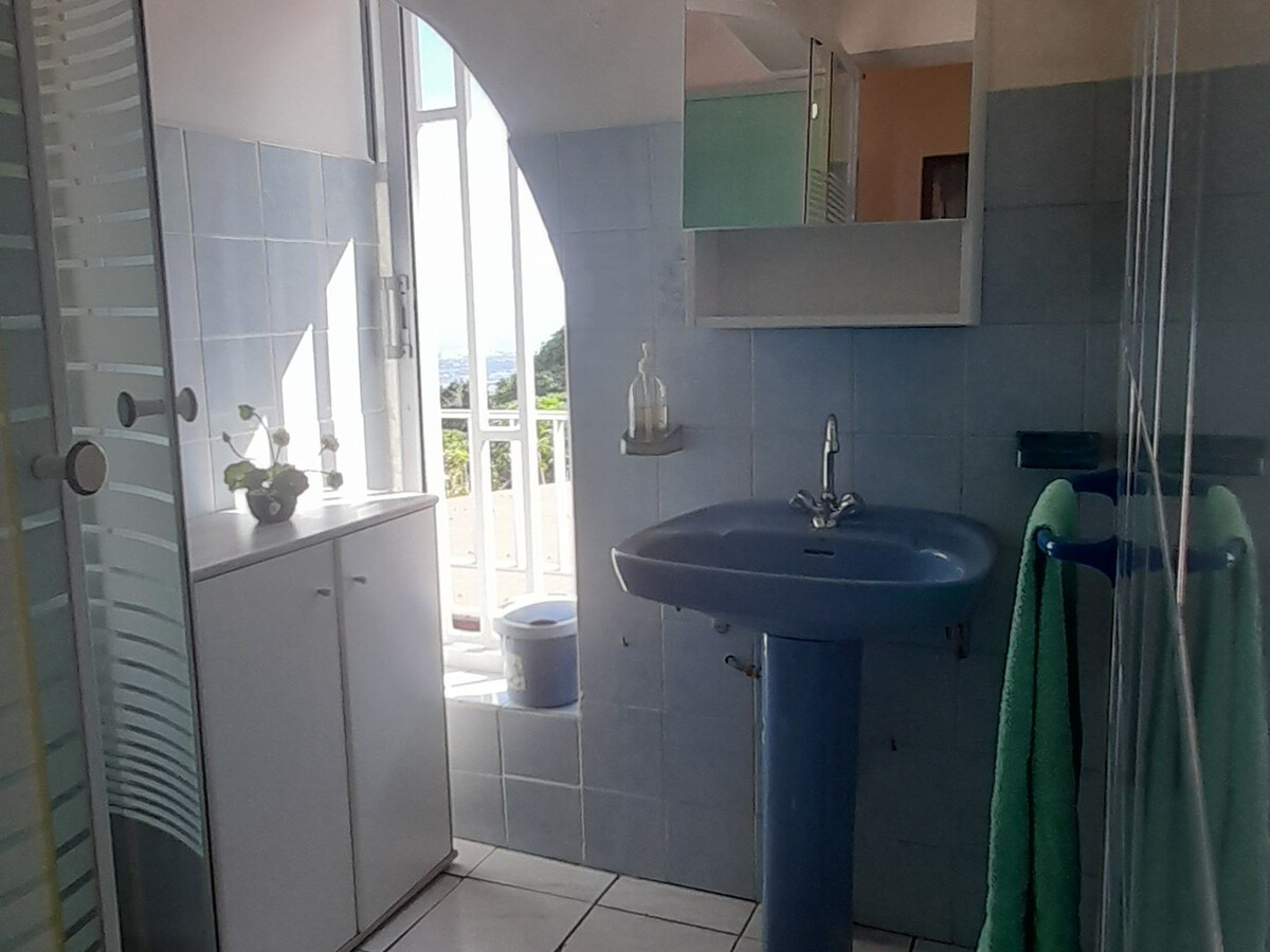 Gîte Bec Rose, vue côte ouest et terrasse fermée - Photo 11