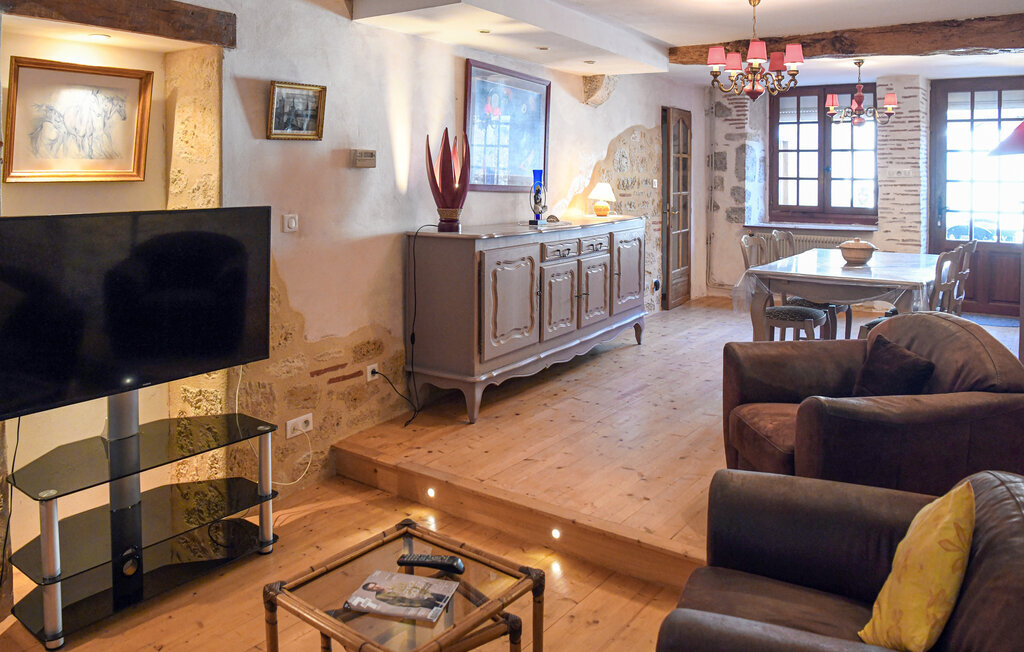 Maison 4 chambres à Aiguillon, proche commerces et activités - Photo 2