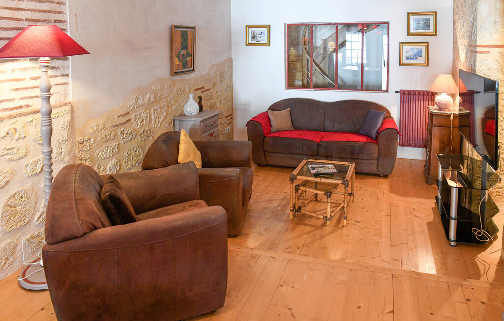 Maison 4 chambres à Aiguillon, proche commerces et activités - Photo 4