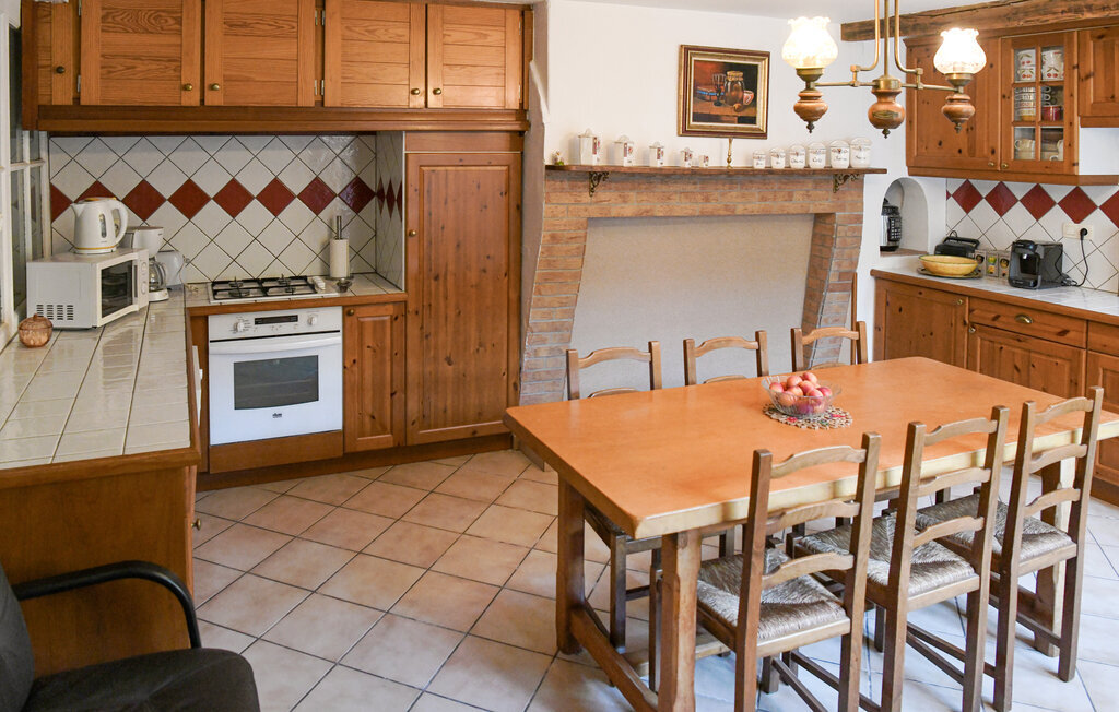 Maison 4 chambres à Aiguillon, proche commerces et activités - Photo 7