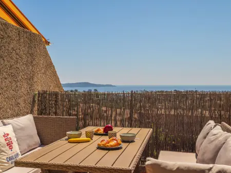 Location appartement de vacances à Cavalaire