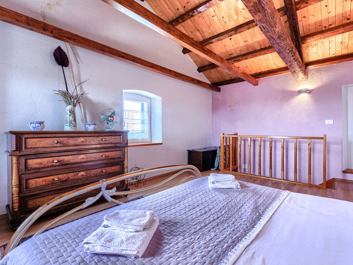 Maison rustique Petra à Umag, 3 étages et terrasse - Photo 15