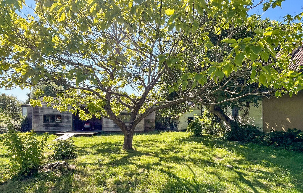 Longère plain pied à Favières, jardin de 2150 m² - Photo 2