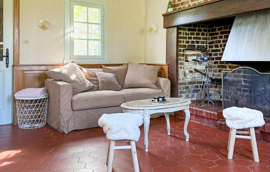 Longère plain pied à Favières, jardin de 2150 m² - Photo 3