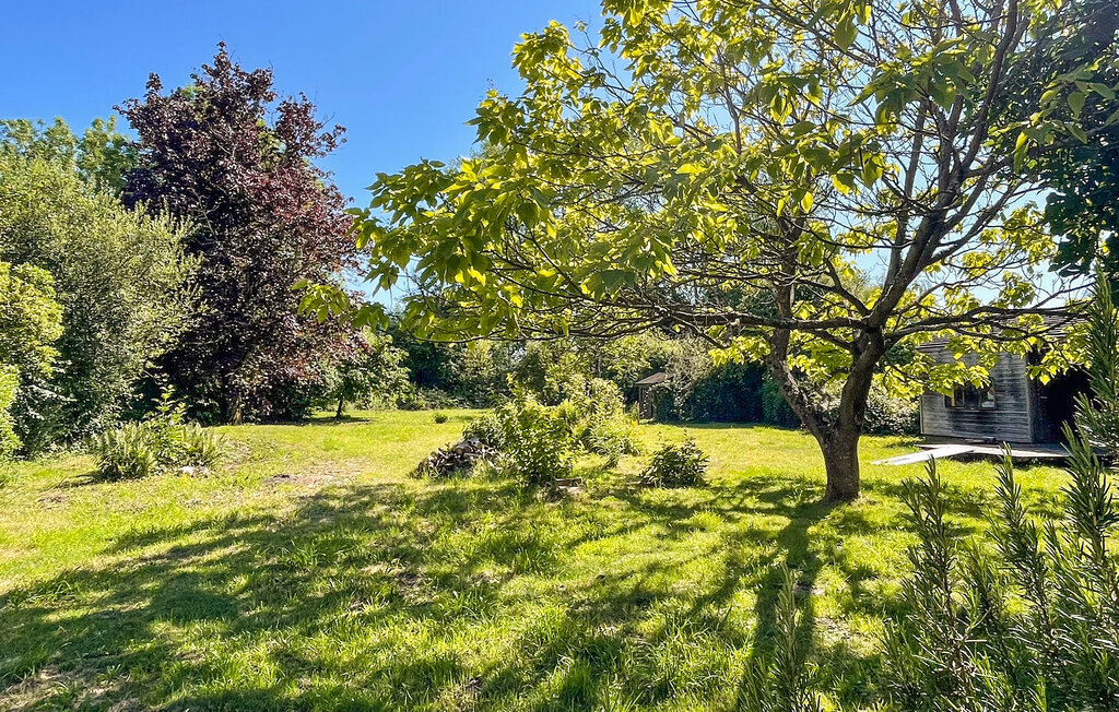 Longère plain pied à Favières, jardin de 2150 m² - Photo 9