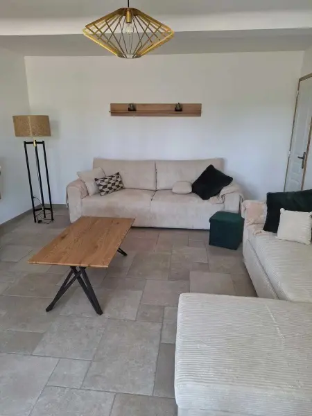 Appartement 98 m² avec terrasse et jardin à Monfréville : photo 3
