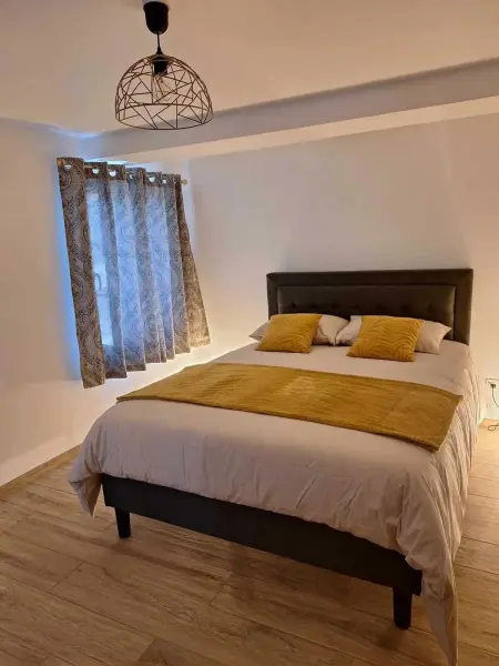 Appartement 98 m² avec terrasse et jardin à Monfréville : photo 5