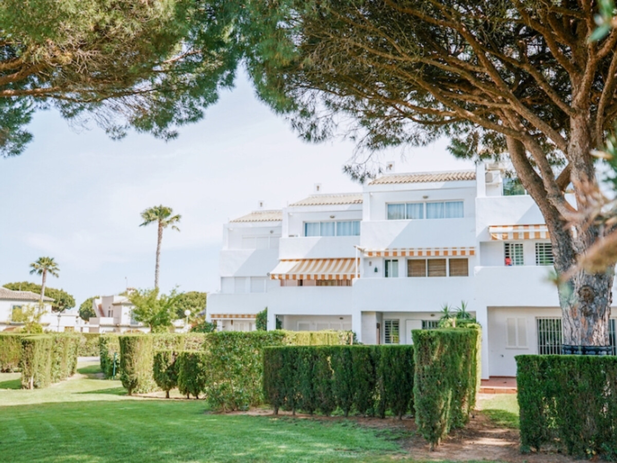 Appartement 2 chambres à Retama Golf, 3 km de la plage - Photo 1
