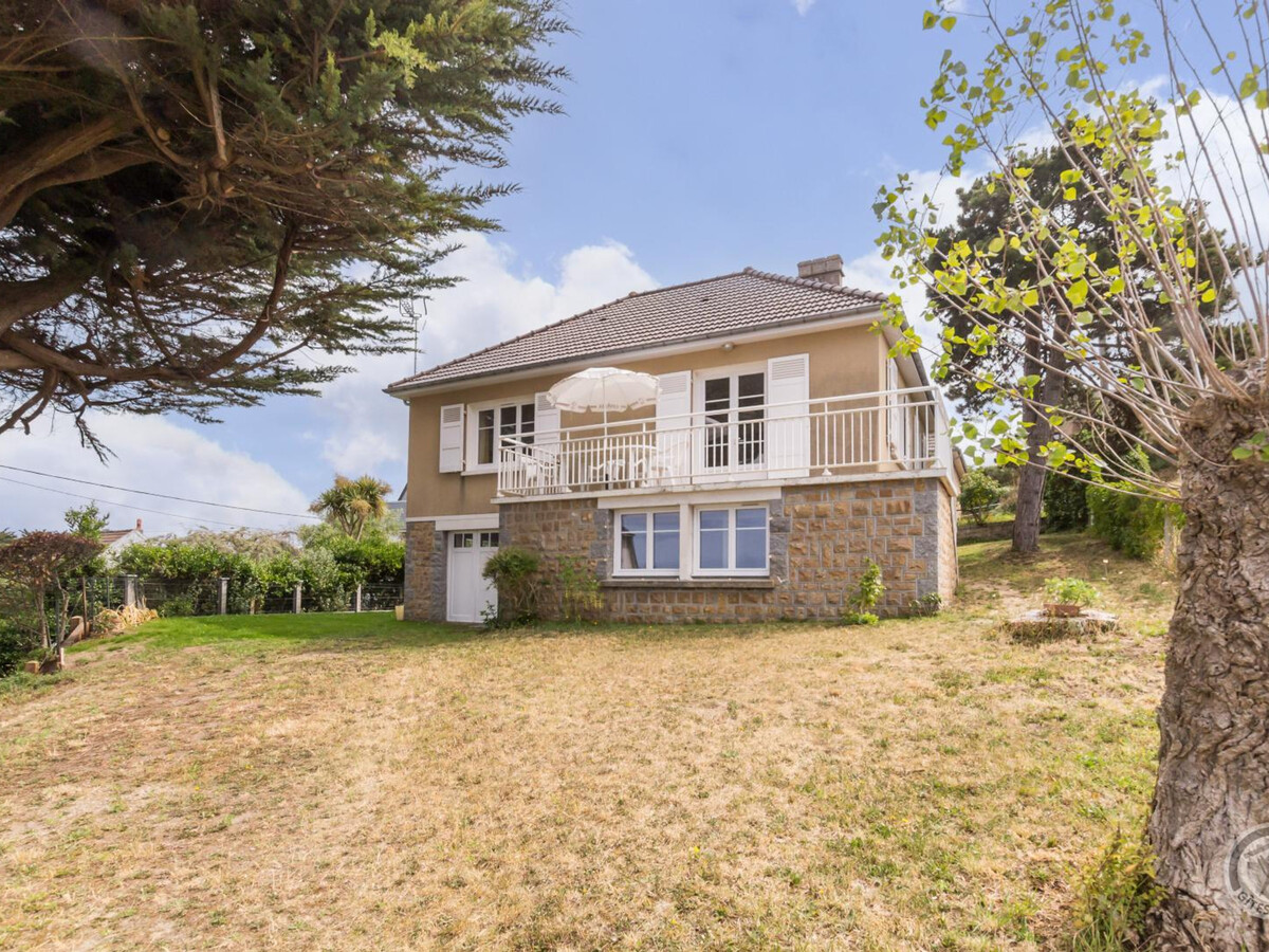 Maison années 60 à St Pair-sur-Mer, jardin et parking - Photo 19