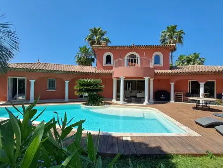 Location villa à Fréjus
