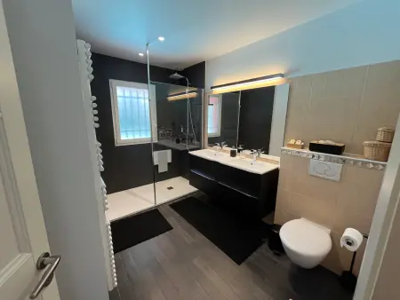 Villa 200m² piscine 5x11m, 3 chambres à Fréjus - Photo 16