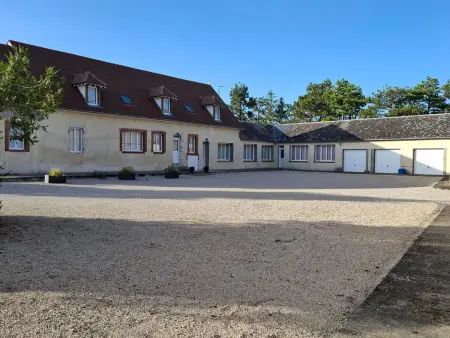 Deux gîtes mitoyens 15 pers. à Boulay-les-Barres, ancienne ferme : photo 5