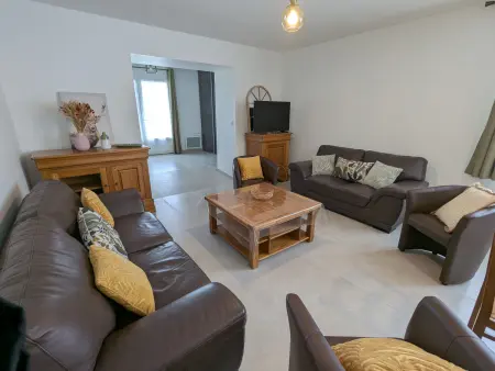 Deux gîtes mitoyens 15 pers. à Boulay-les-Barres, ancienne ferme : photo 12