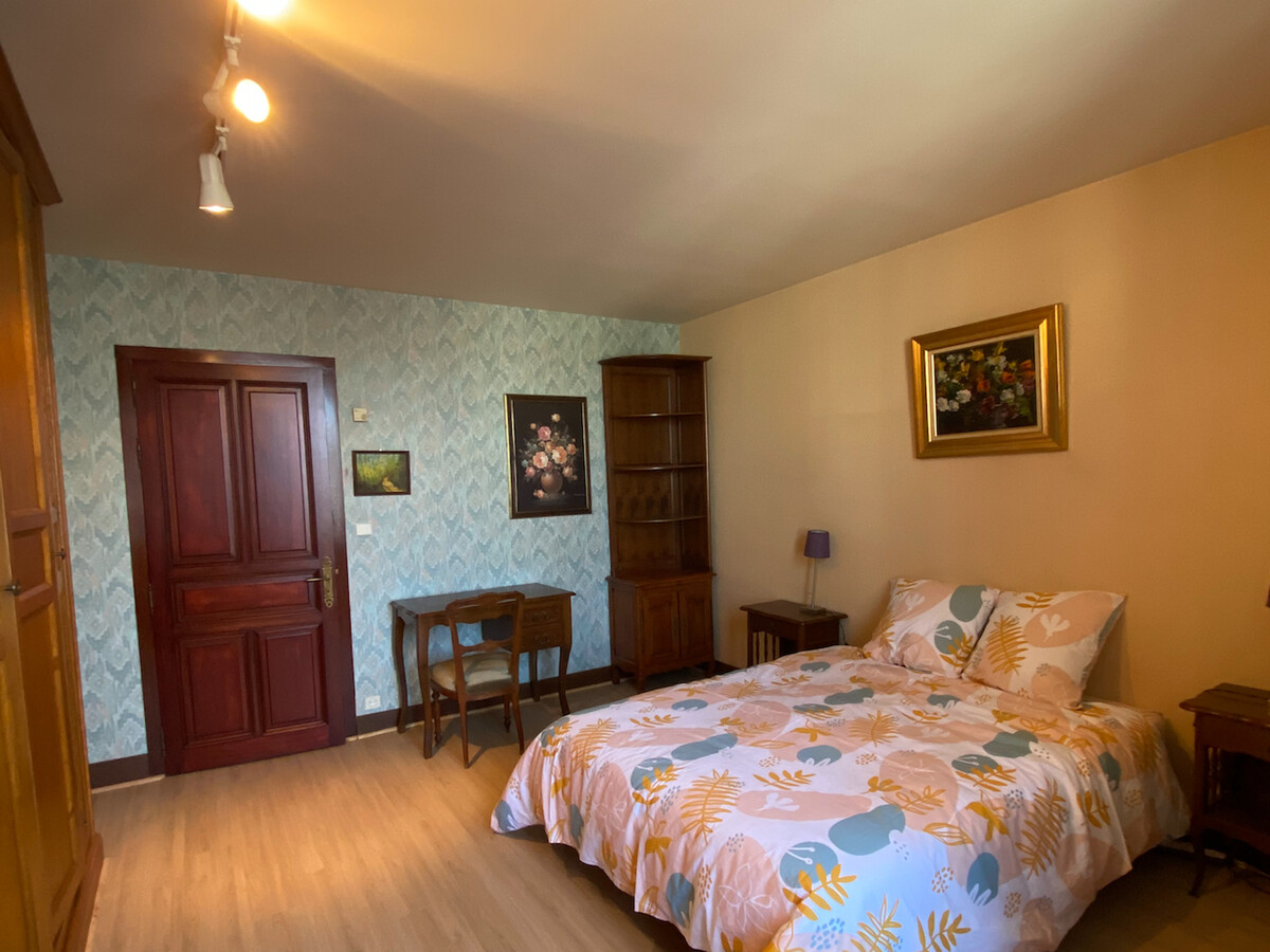 Gîte 12 personnes, piscine et parking à Saint-Gaultier - Photo 14