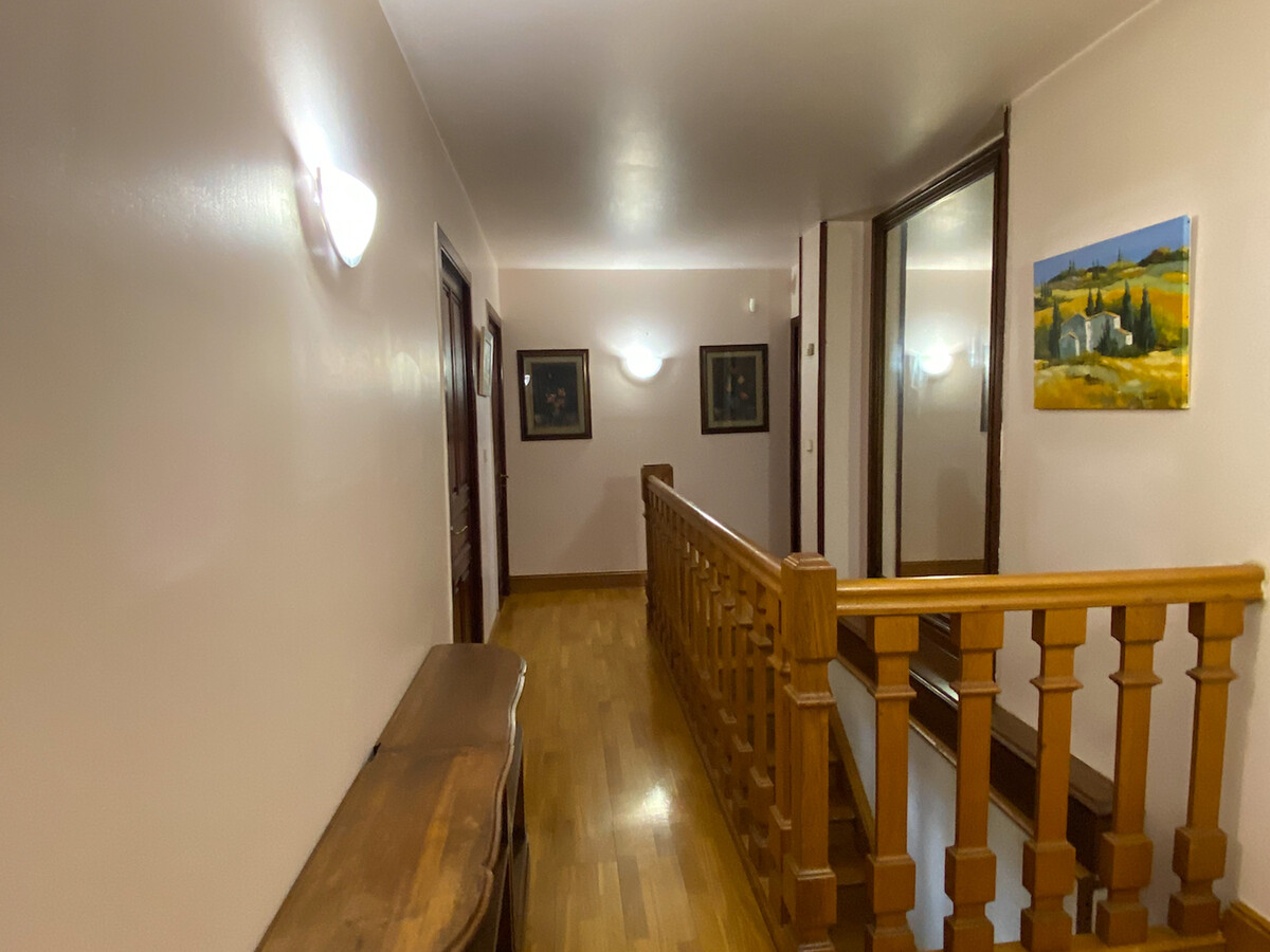 Gîte 12 personnes, piscine et parking à Saint-Gaultier - Photo 16