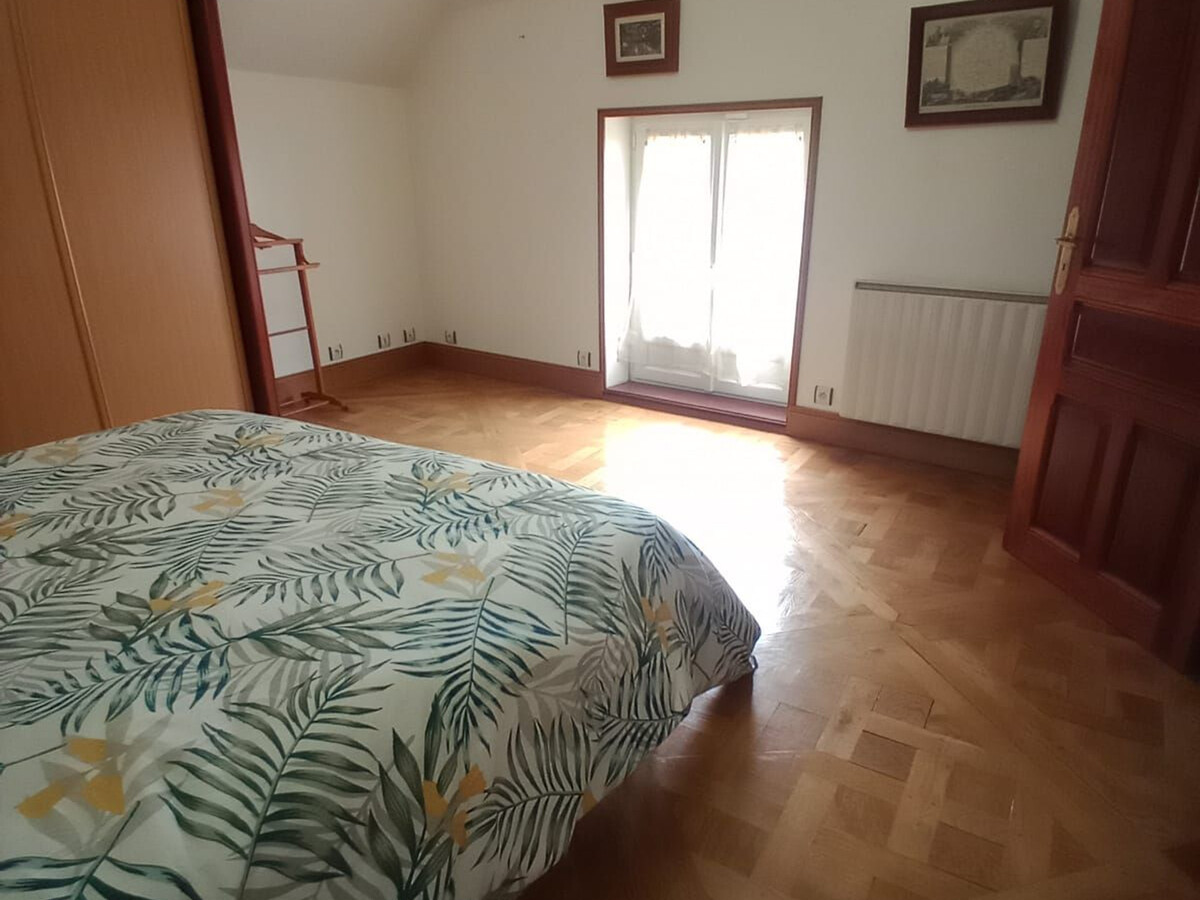 Gîte 12 personnes, piscine et parking à Saint-Gaultier - Photo 24