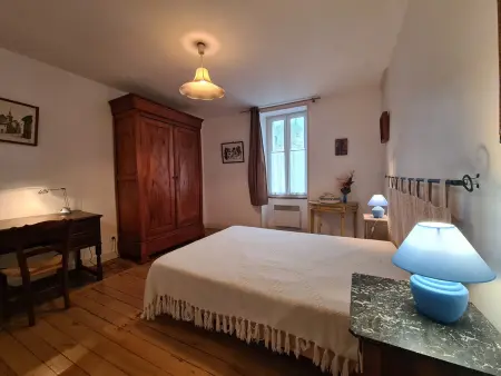 Location gite à Saint Gaultier, Appartement atypique au cœur de Saint-Gaultier avec WiFi