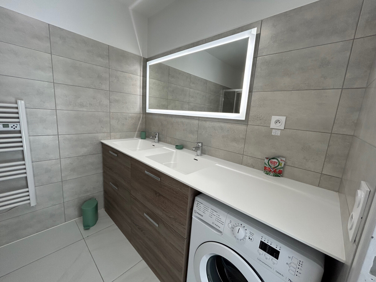 Appartement 40m² neuf à 150m de la plage, parking couvert - Photo 12
