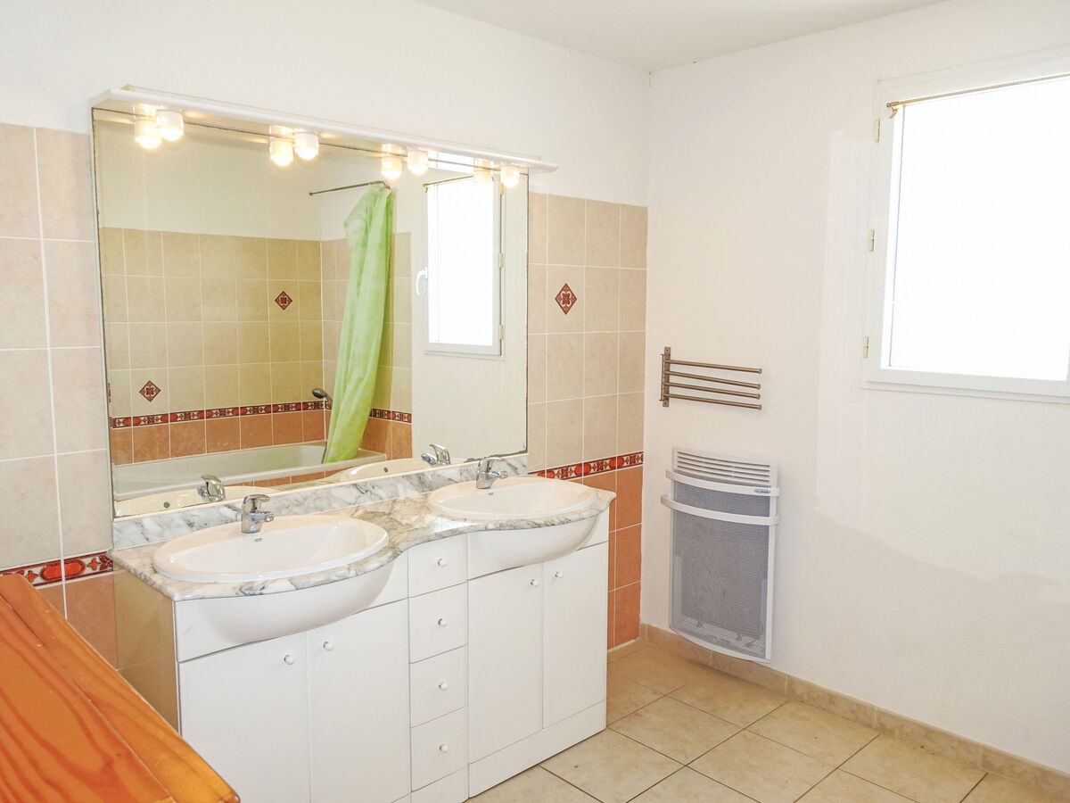 Maison des Lauriers à 400 m de la plage - Photo 21