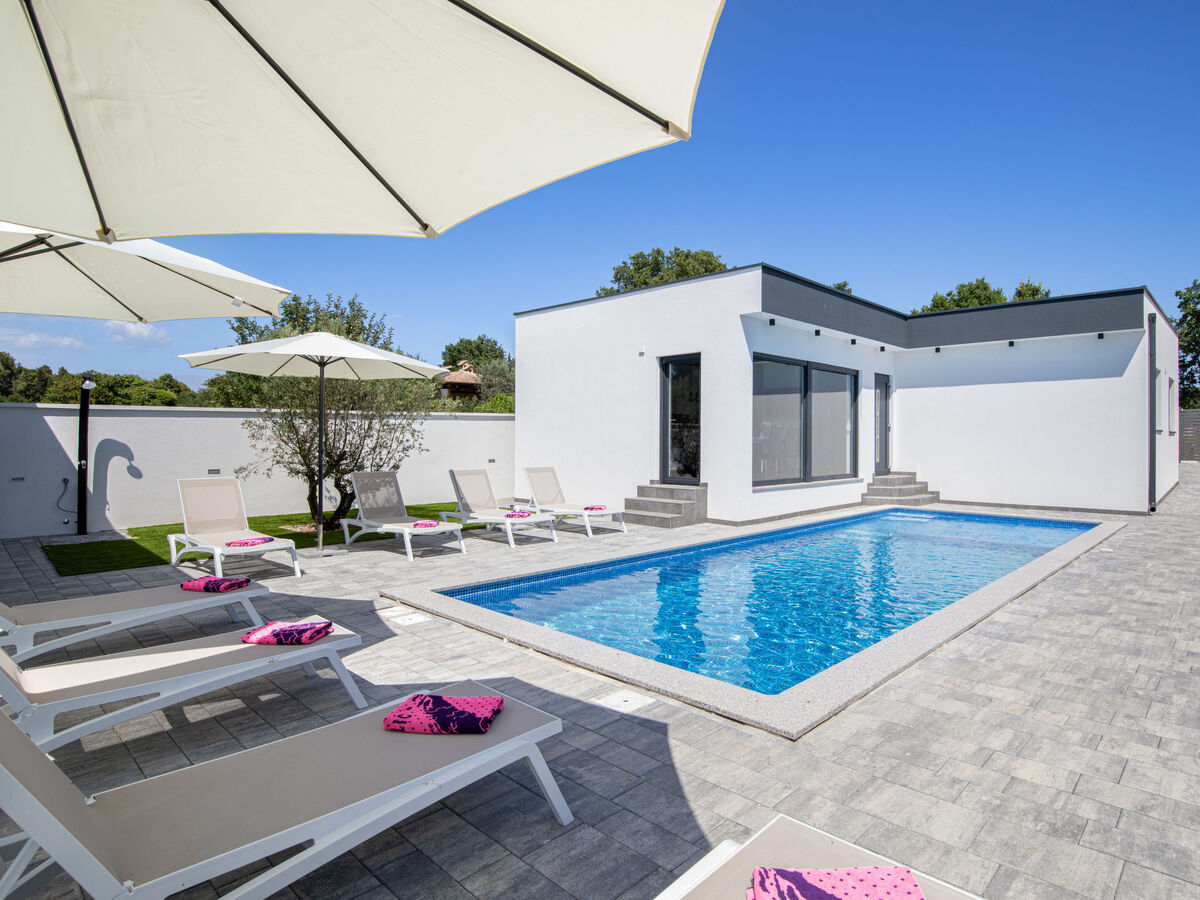 Maison L&L à Medulin avec piscine chauffée - Photo 1
