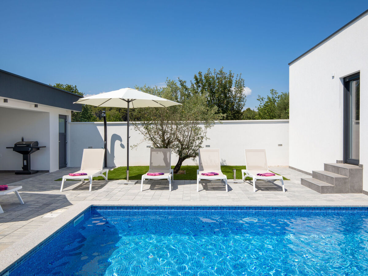 Maison L&L à Medulin avec piscine chauffée - Photo 7