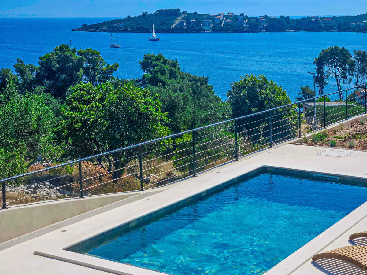 Maison Sova avec piscine chauffée à Šolta - Photo 12
