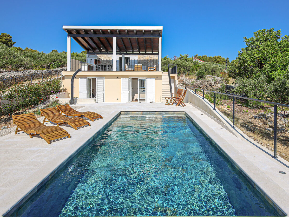Maison Sova avec piscine chauffée à Šolta - Photo 13