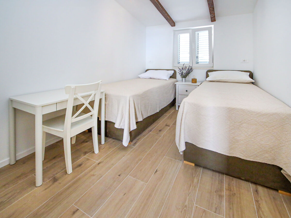 Maison Sova avec piscine chauffée à Šolta - Photo 18