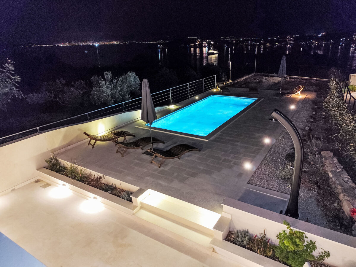 Maison Sova avec piscine chauffée à Šolta - Photo 24