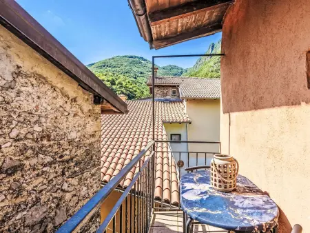 Milù, Maison 4 personnes à Carlazzo - Photo 1