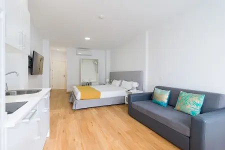 Location appartement à Las Palmas de Gran Canaria, Studio à Las Palmas près de Las Canteras