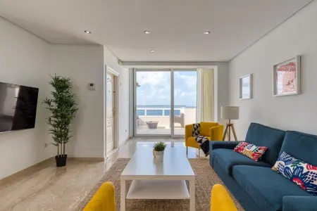 Awesome beachfront terrace By CanariasGetaway, Maison Bord de Mer à Las Palmas avec Terrasse - Photo 10