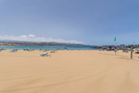 Awesome beachfront terrace By CanariasGetaway, Maison Bord de Mer à Las Palmas avec Terrasse - Photo 45