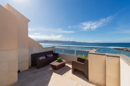 Awesome beachfront terrace By CanariasGetaway, Maison Bord de Mer à Las Palmas avec Terrasse - Photo 47