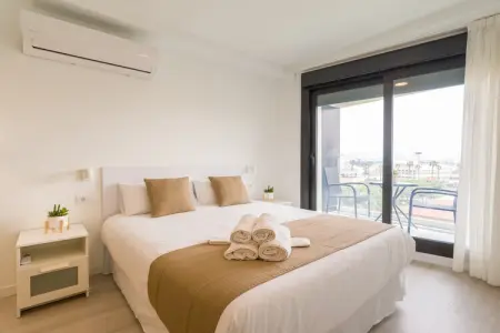 Maison Las Palmas, balcon vue mer à 400 m de plage : photo 4