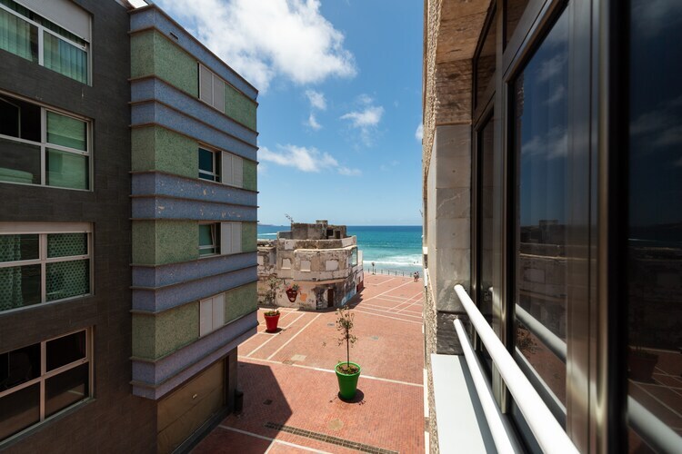 Appartement face à la plage de Las Canteras, parking inclus - Photo 18