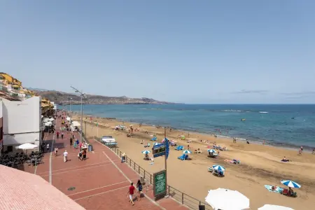 Nice beach views with terrace By CanariasGetaway, Appartement sur la plage Las Canteras - Photo 28