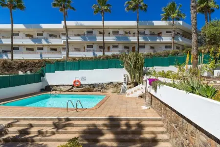 Maison 1 chambre 300 m de la plage avec piscine : photo 9