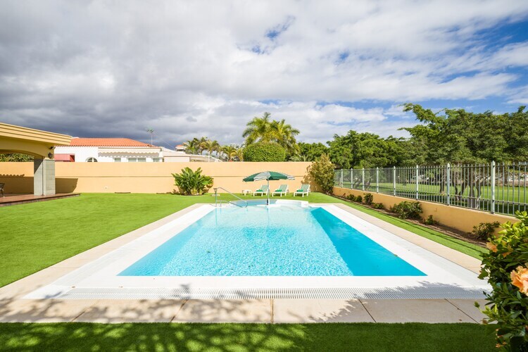 Chalet 3 chambres avec piscine privée à 100 m du golf - Photo 5