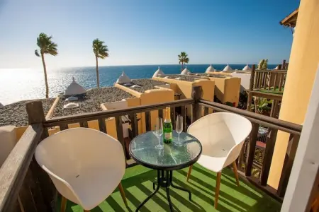 Maison 45 m² balcon & piscine, 30 m plage : photo 4