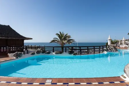 Maison 45 m² balcon & piscine, 30 m plage : photo 7