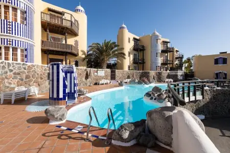 Maison 45 m² balcon & piscine, 30 m plage : photo 8