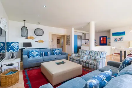 Long Beach with pool By CanariasGetaway, Villa à Corralejo proche de la plage - Photo 11