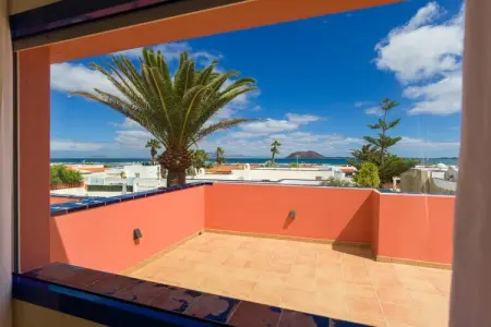 Long Beach with pool By CanariasGetaway, Villa à Corralejo proche de la plage - Photo 40