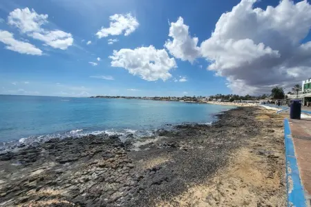 Long Beach with pool By CanariasGetaway, Villa à Corralejo proche de la plage - Photo 42