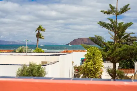 Long Beach with pool By CanariasGetaway, Villa à Corralejo proche de la plage - Photo 48