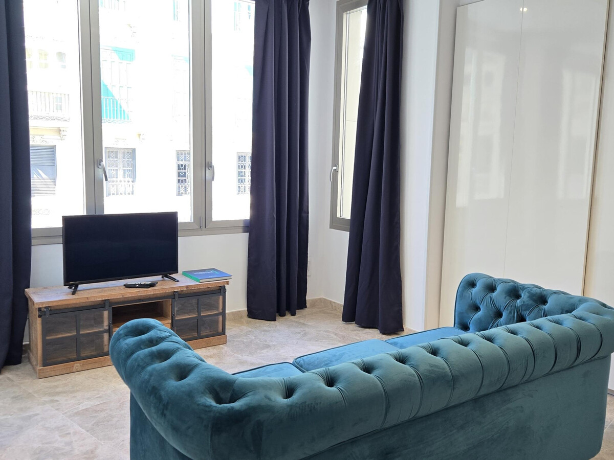 Félix Sáenz Suites: Appartement Design au Cœur de Málaga - Photo 3