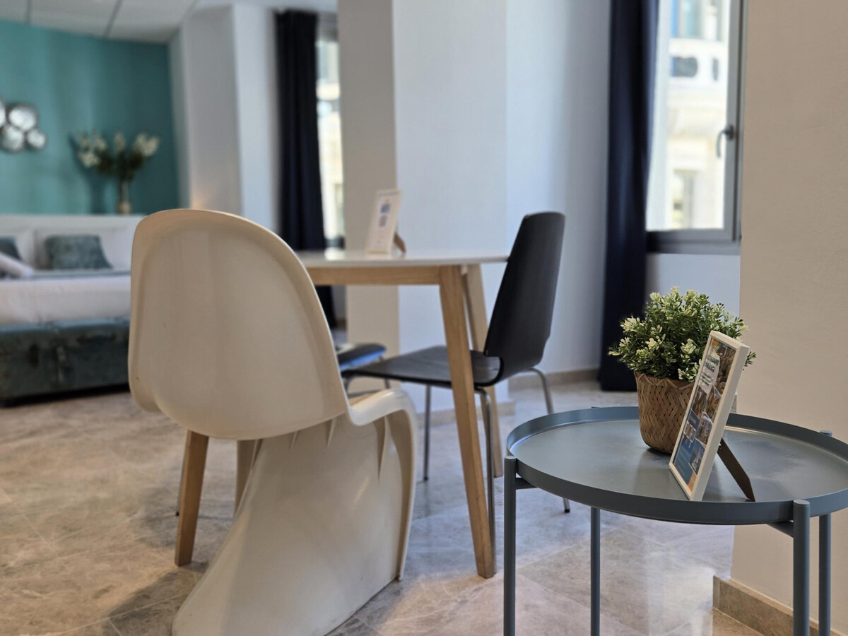 Félix Sáenz Suites: Appartement Design au Cœur de Málaga - Photo 5