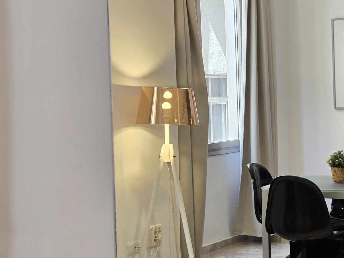 Suite Design 4 pers. au cœur de Málaga - Photo 9