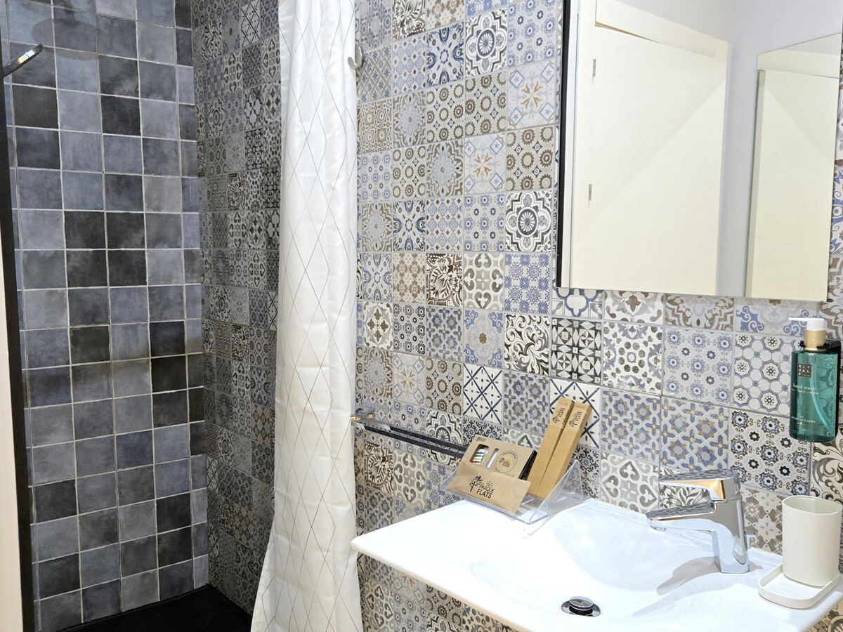 Suite Design 4 pers. au cœur de Málaga - Photo 10